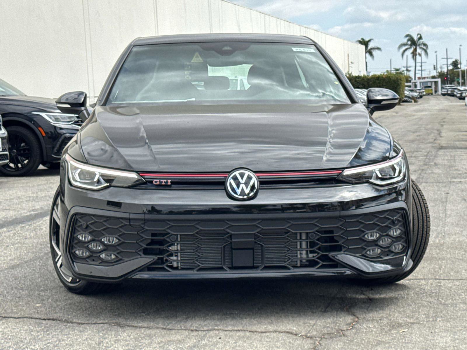 New 2025 Volkswagen GTI SE image 2