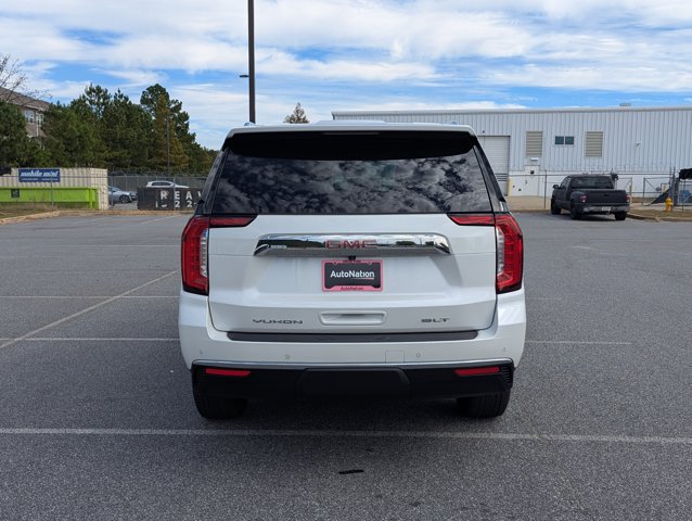 Used 2023 GMC Yukon SLT w/ SLT Premium Package AWD/4WD image 6