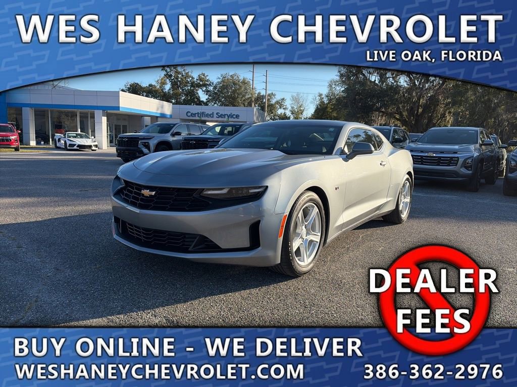 Used 2024 Chevrolet Camaro LT image 1