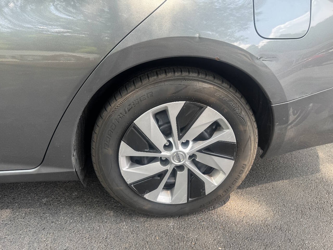 Used 2020 Nissan Altima 2.5 S FWD image 22