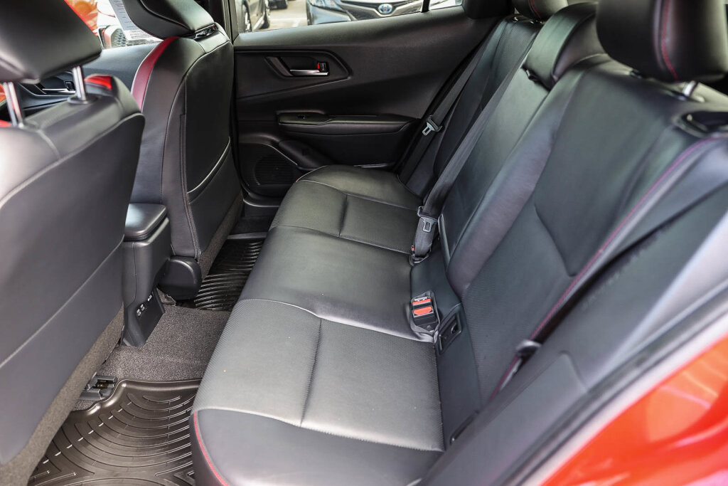 Certified 2023 Toyota Prius Prime FWD image 8