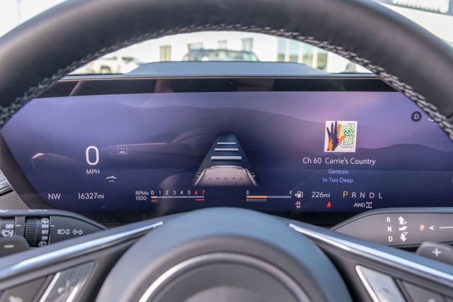 Used 2025 Buick Enclave Preferred AWD/4WD image 19