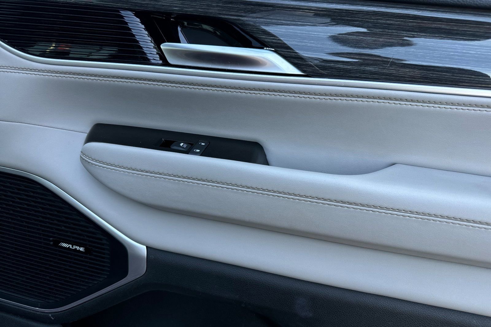 Used 2022 Jeep Wagoneer Series II image 20