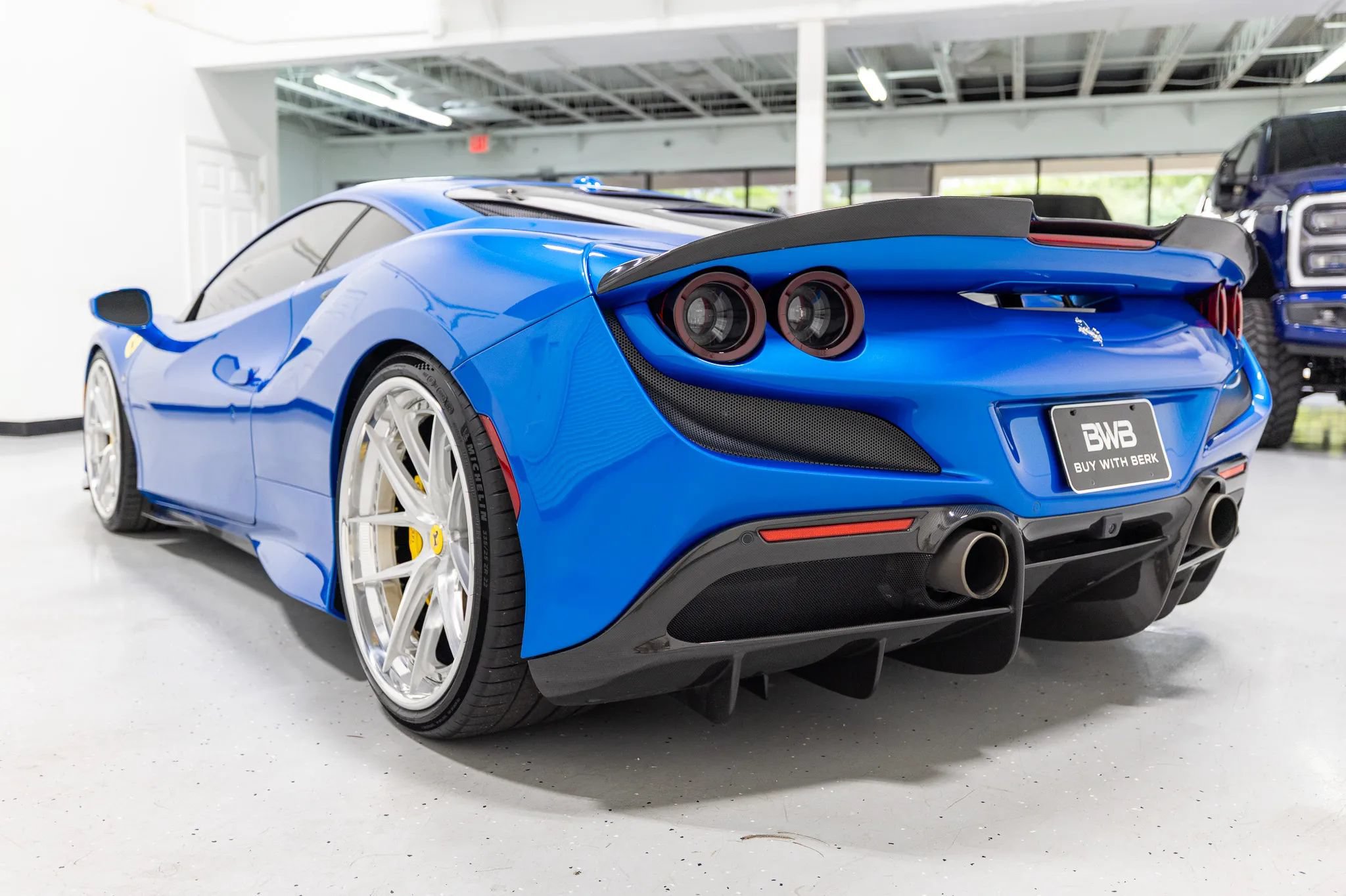 Used 2020 Ferrari F8 Tributo RWD image 16