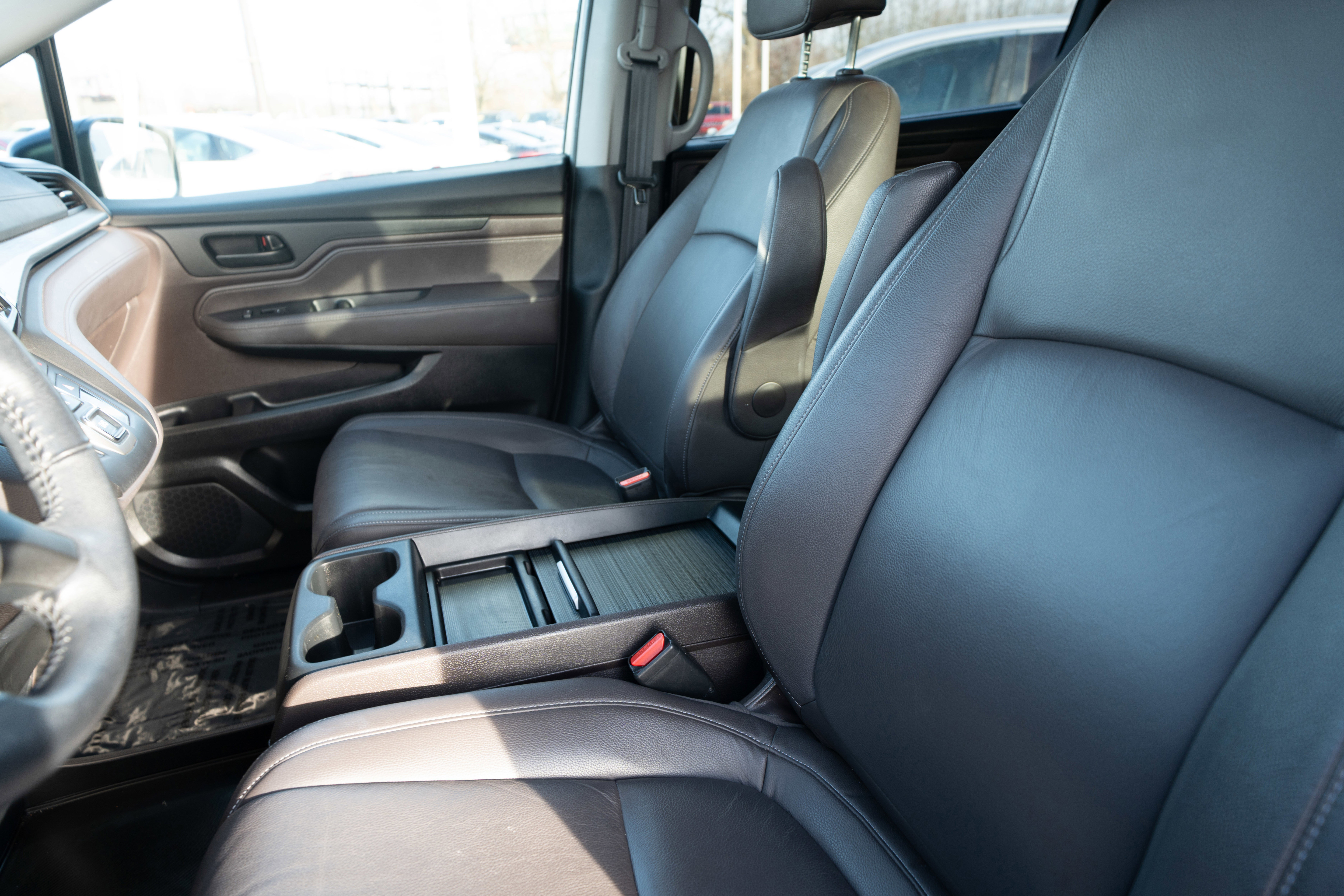 Used 2023 Honda Odyssey EX-L image 10