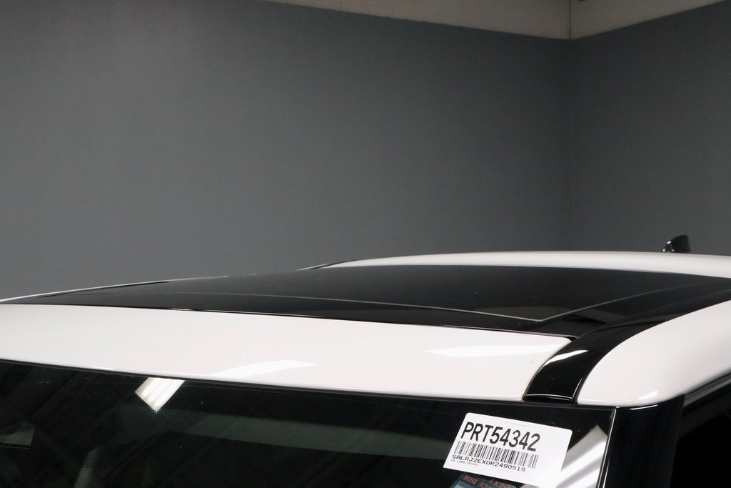 Used 2024 Land Rover Discovery S image 35