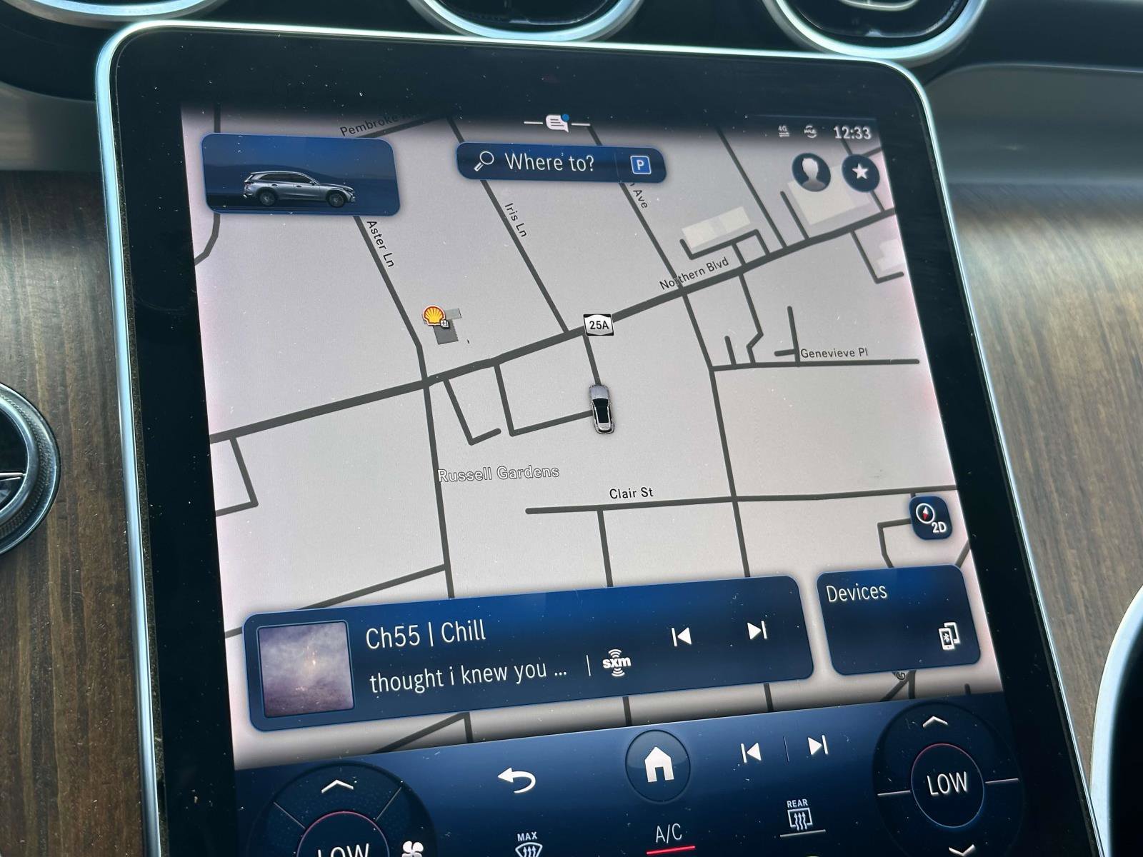 Used 2024 Mercedes-Benz GLC 300 4MATIC w/ AMG Line image 32