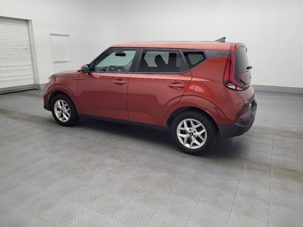 Used 2021 Kia Soul S image 3