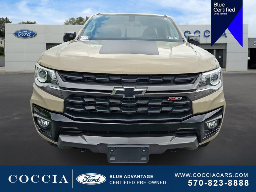 Used 2021 Chevrolet Colorado Z71 AWD/4WD image 2