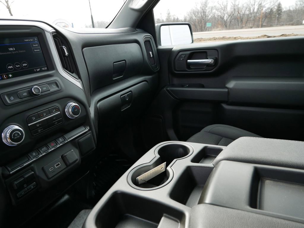 Used 2024 GMC Sierra 2500 Pro w/ Convenience Package AWD/4WD image 19