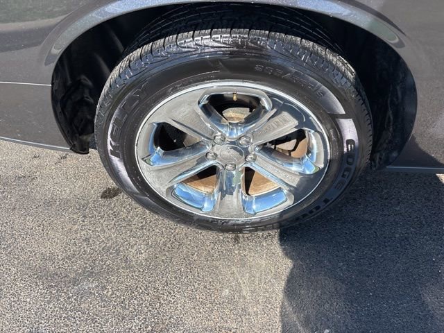 Used 2016 Dodge Challenger SXT w/ Cold Weather Group image 33