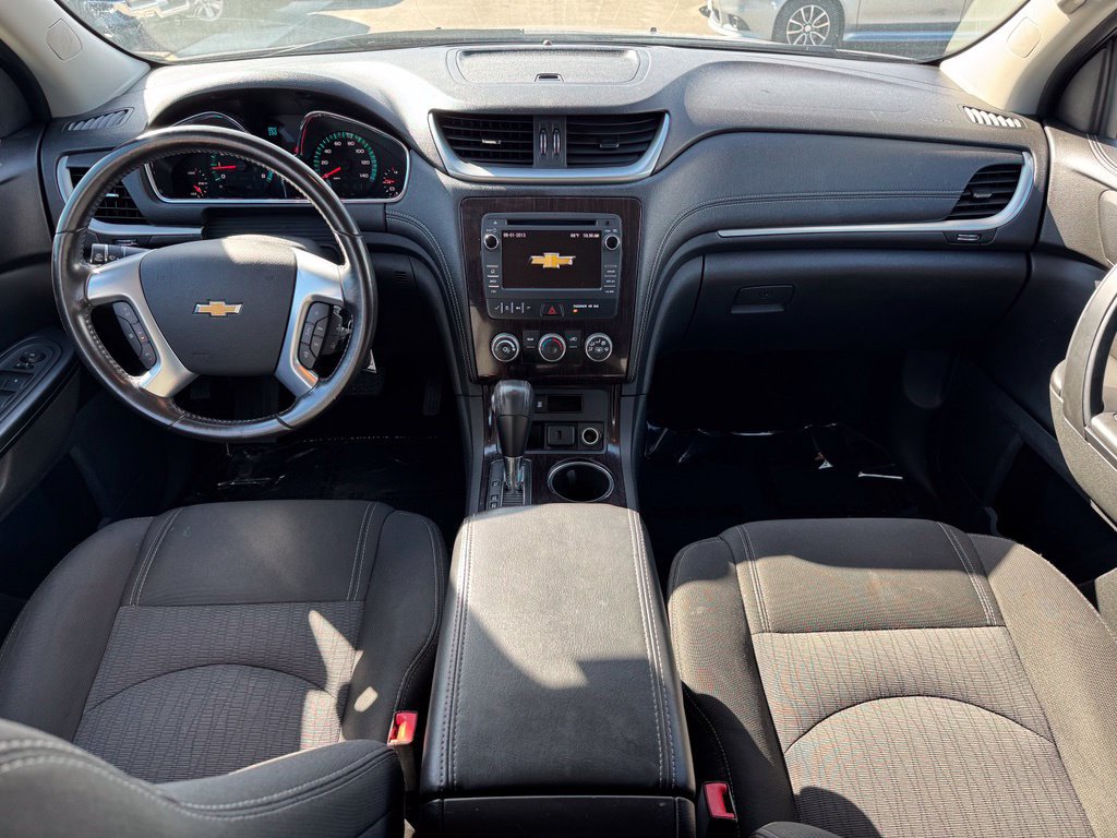 Used 2017 Chevrolet Traverse LT AWD/4WD image 14