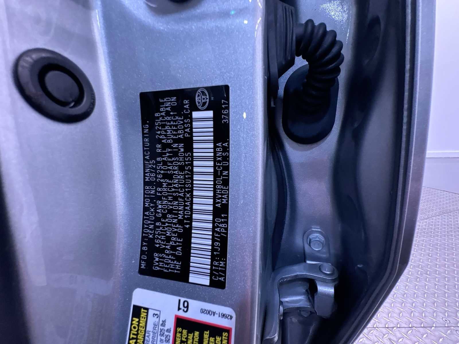 Used 2025 Toyota Camry LE FWD image 42