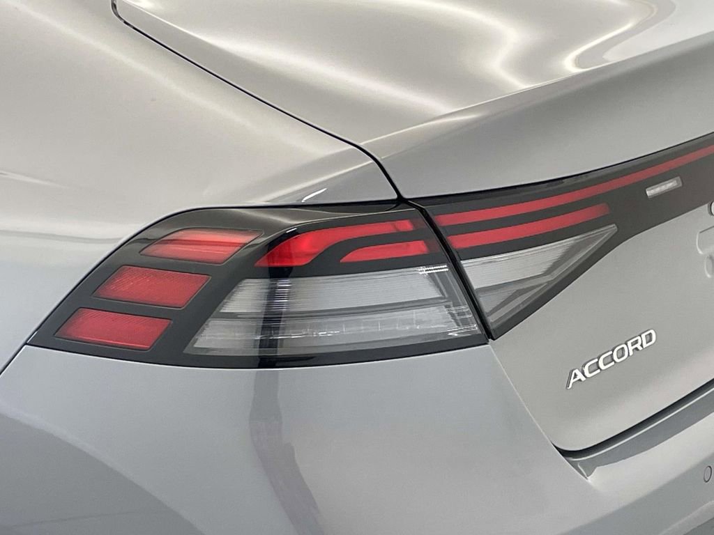 Used 2024 Honda Accord Touring image 16