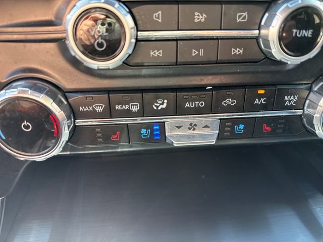 Used 2023 Ford F150 Lariat w/ Equipment Group 502A High AWD/4WD image 28