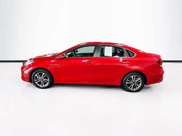 Used 2023 Kia Forte LXS w/ LXS Technology Package FWD image 4