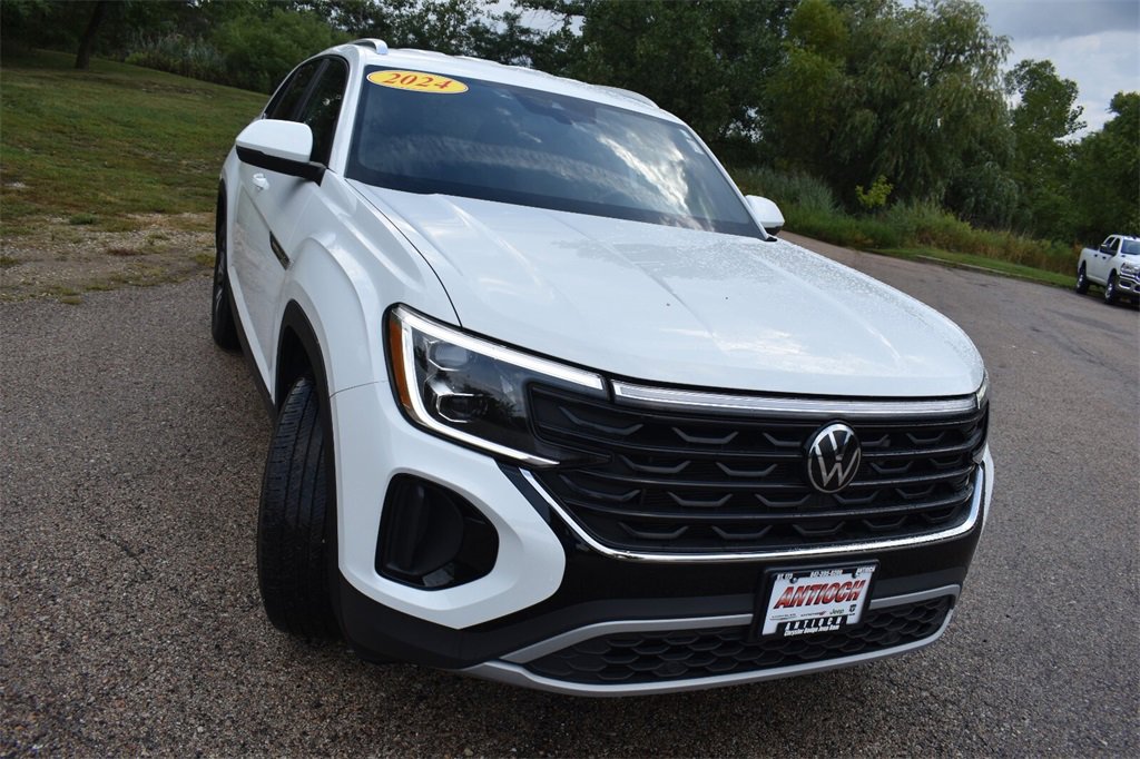 Used 2024 Volkswagen Atlas Cross Sport SE image 10