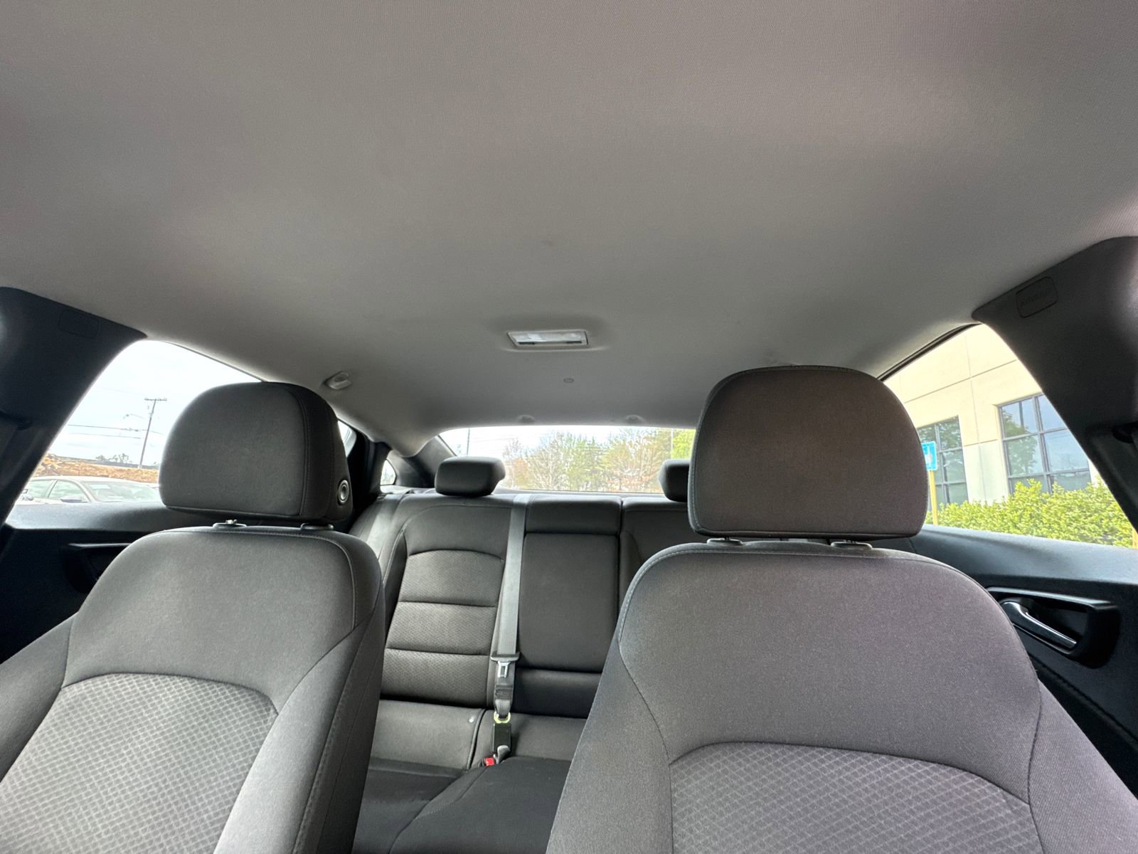 Used 2020 Chevrolet Malibu LT FWD image 30