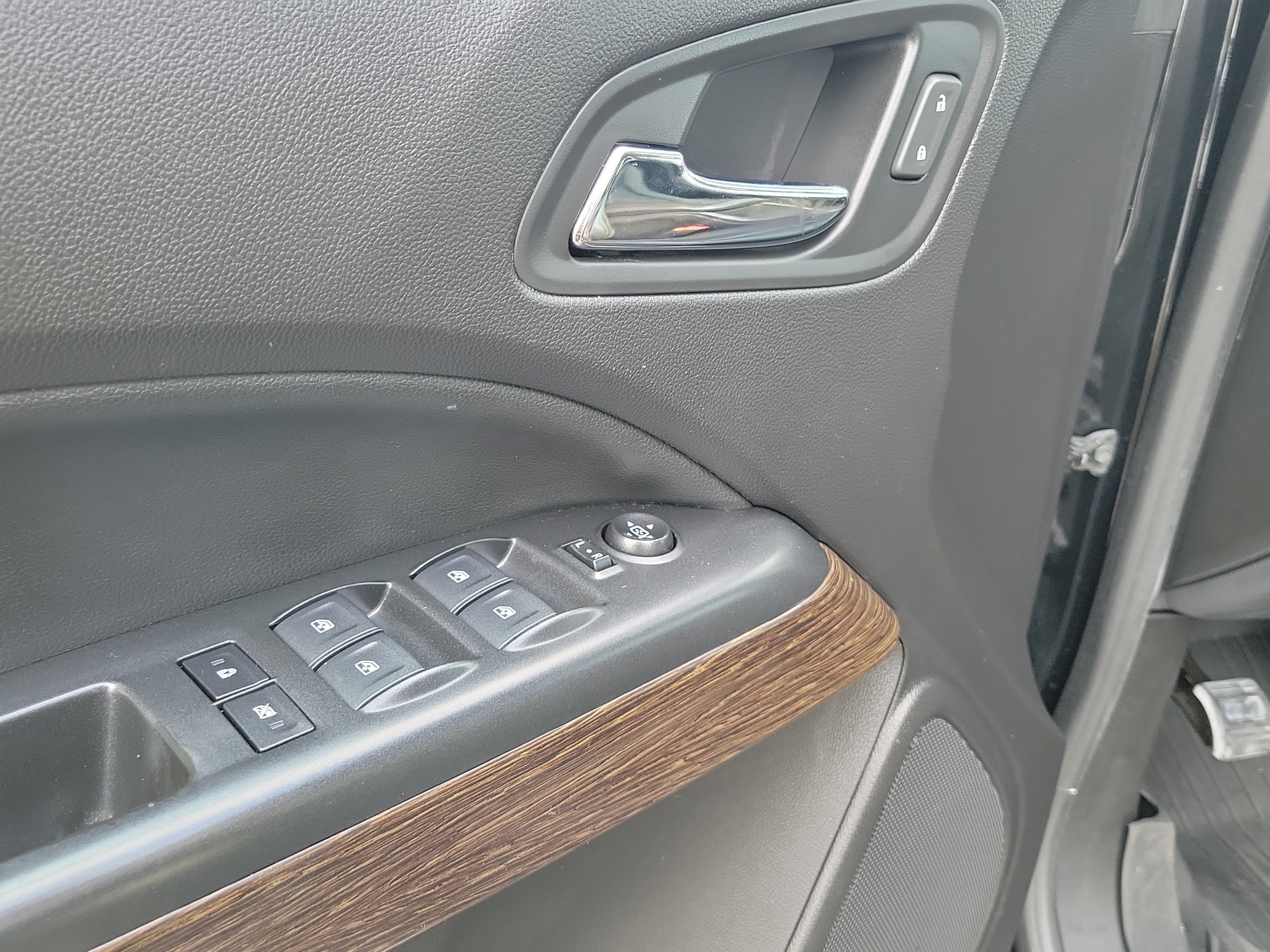 Used 2018 GMC Canyon Denali AWD/4WD image 17
