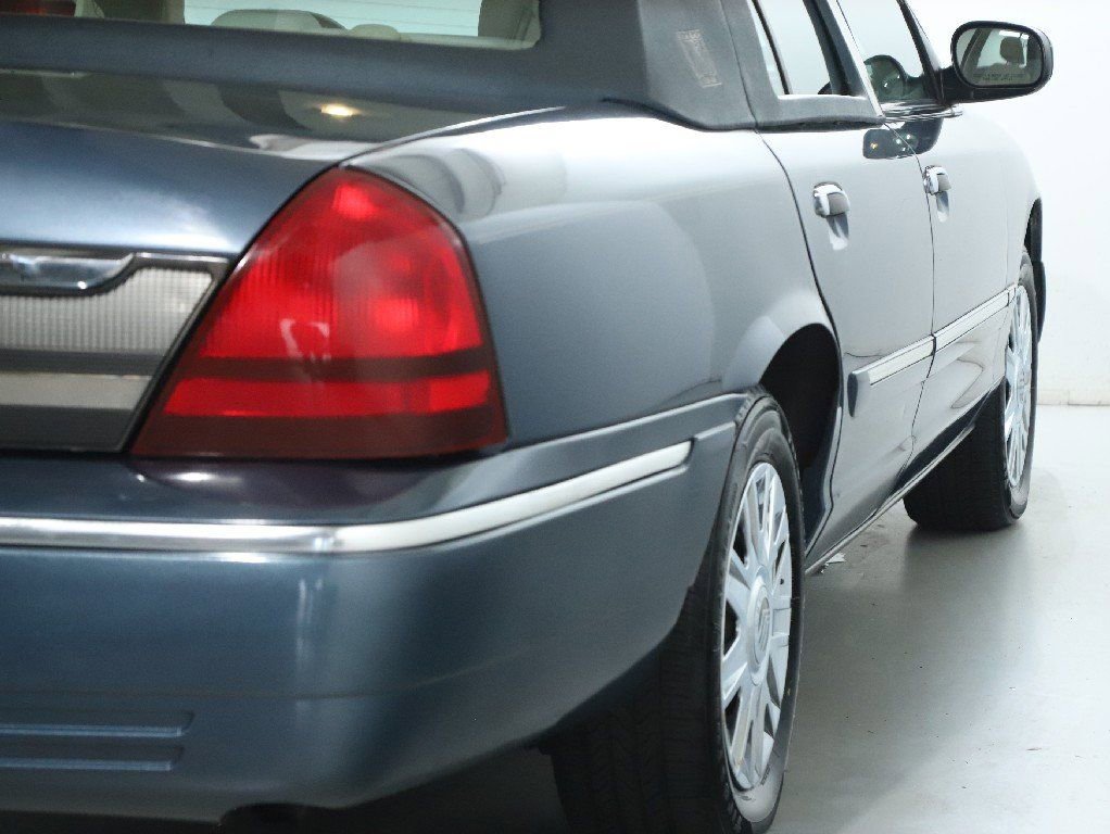 Used 2008 Mercury Grand Marquis GS image 10
