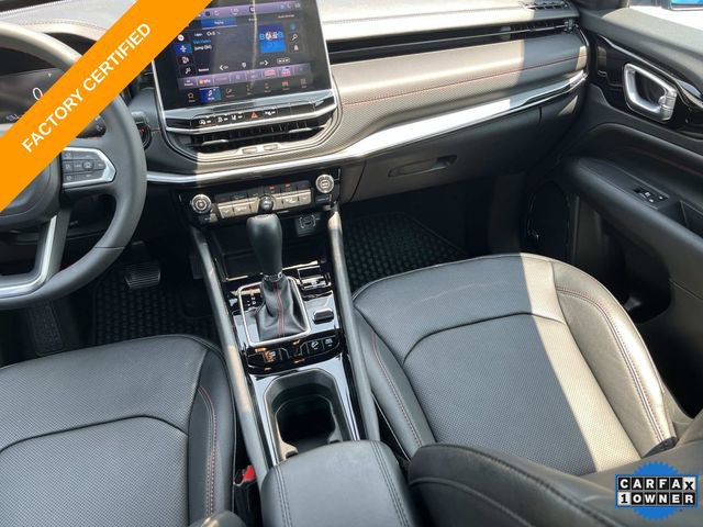 Certified 2025 Jeep Compass Trailhawk w/ Trailhawk Elite Group AWD/4WD image 16