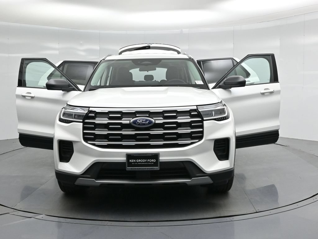 New 2026 Ford Explorer Active w/ Active Comfort Package RWD image 32