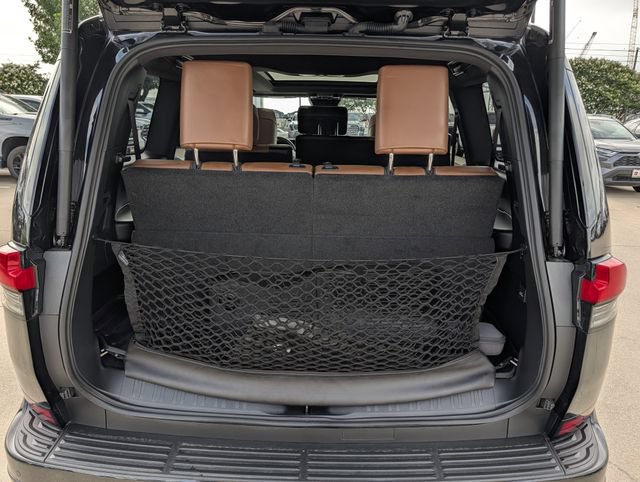 Used 2025 Lexus GX 550 w/ Accessory Package (2T) AWD/4WD image 32