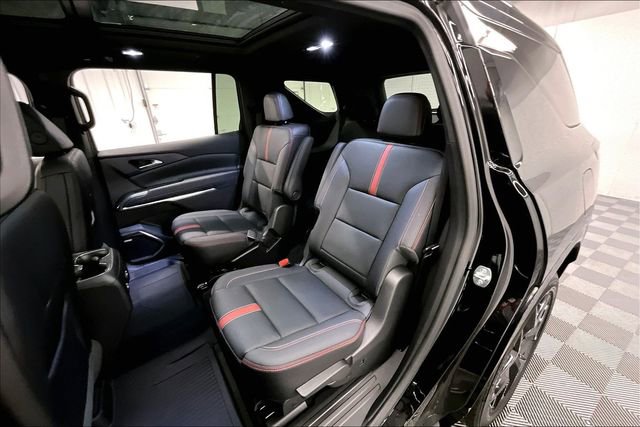 Used 2025 Chevrolet Traverse RS w/ LPO, Floor Liner Package AWD/4WD image 21