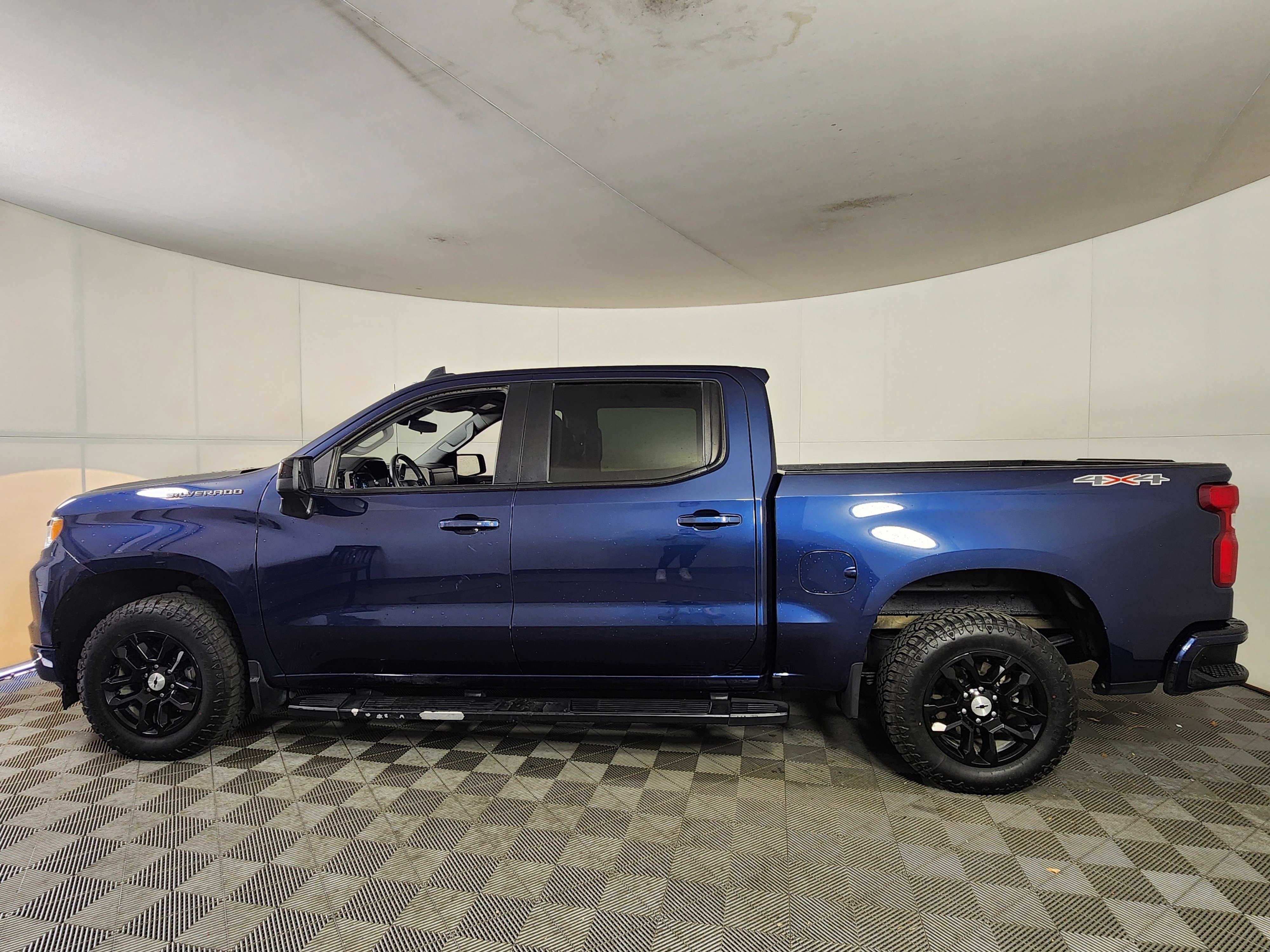 Used 2022 Chevrolet Silverado 1500 RST image 4