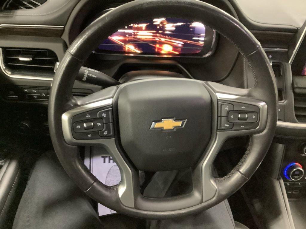 Used 2022 Chevrolet Tahoe LT w/ LT Signature Package image 11