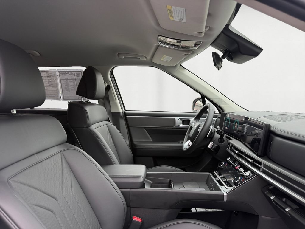Certified 2025 Hyundai Santa Fe SEL AWD/4WD image 16