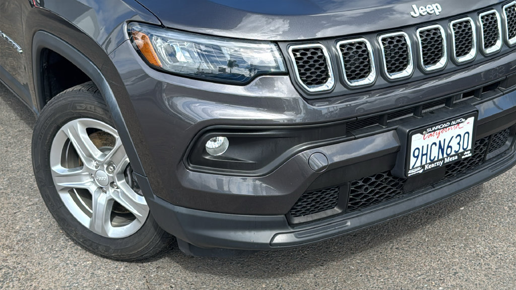 Certified 2023 Jeep Compass Latitude w/ Convenience Group AWD/4WD image 6