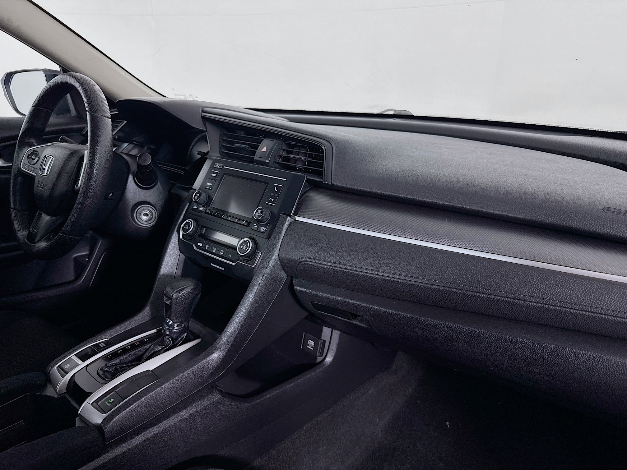 Used 2018 Honda Civic LX image 28