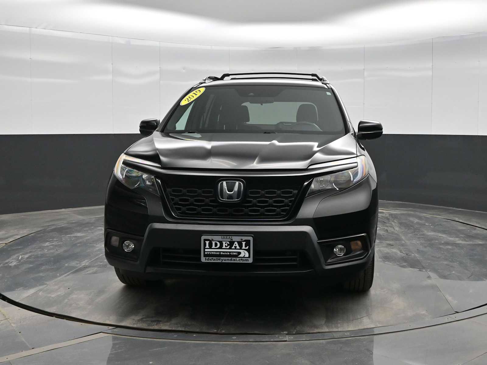 Used 2019 Honda Passport Sport image 3