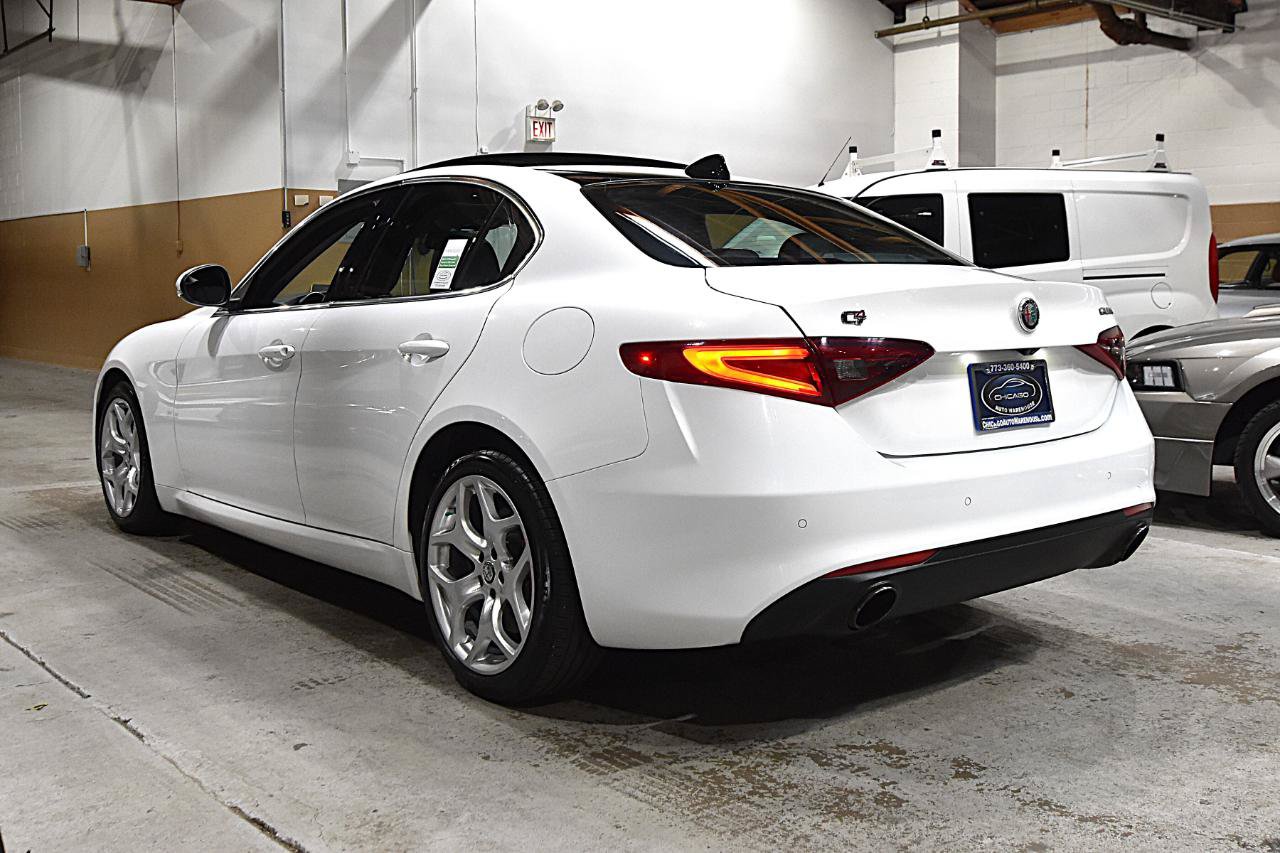 Used 2019 Alfa Romeo Giulia Ti AWD/4WD image 8