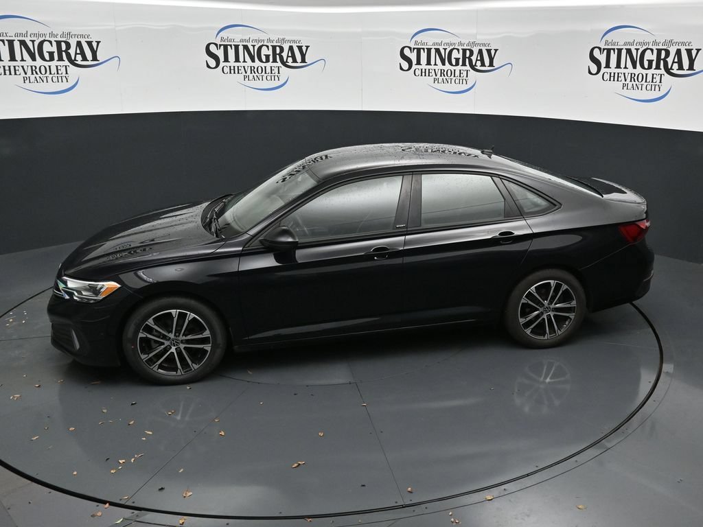 Used 2023 Volkswagen Jetta Sport FWD image 21