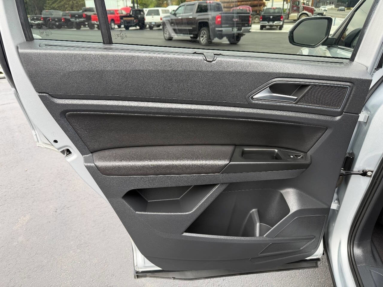 Used 2019 Volkswagen Atlas SE image 16