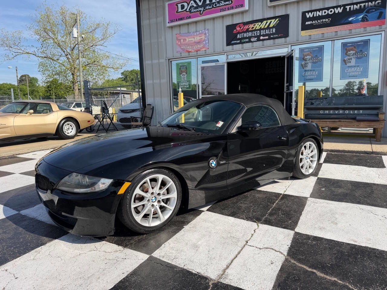 Used 2006 BMW Z4 3.0i image 2