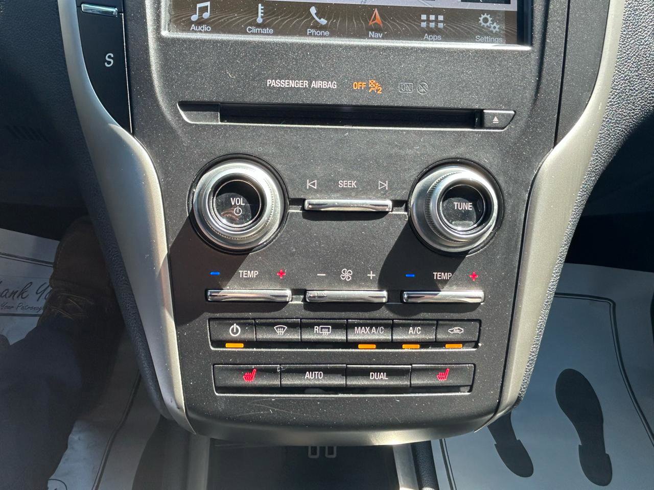 Used 2017 Lincoln MKC Select w/ Select Plus Package image 27