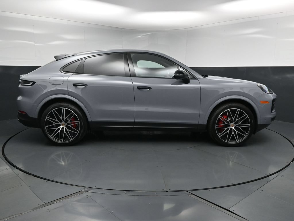 New 2026 Porsche Cayenne S AWD/4WD image 11
