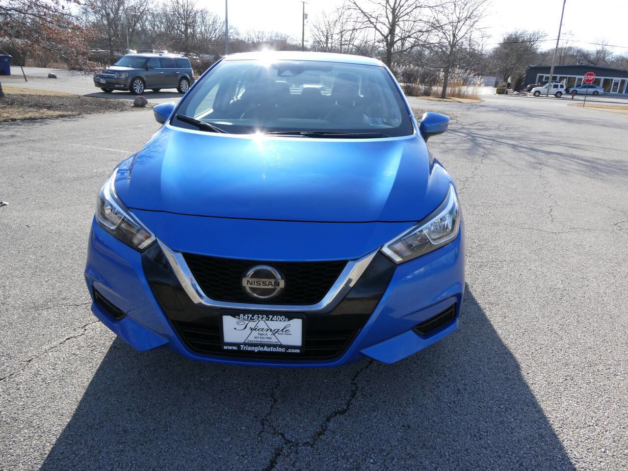 Used 2021 Nissan Versa SV FWD image 2