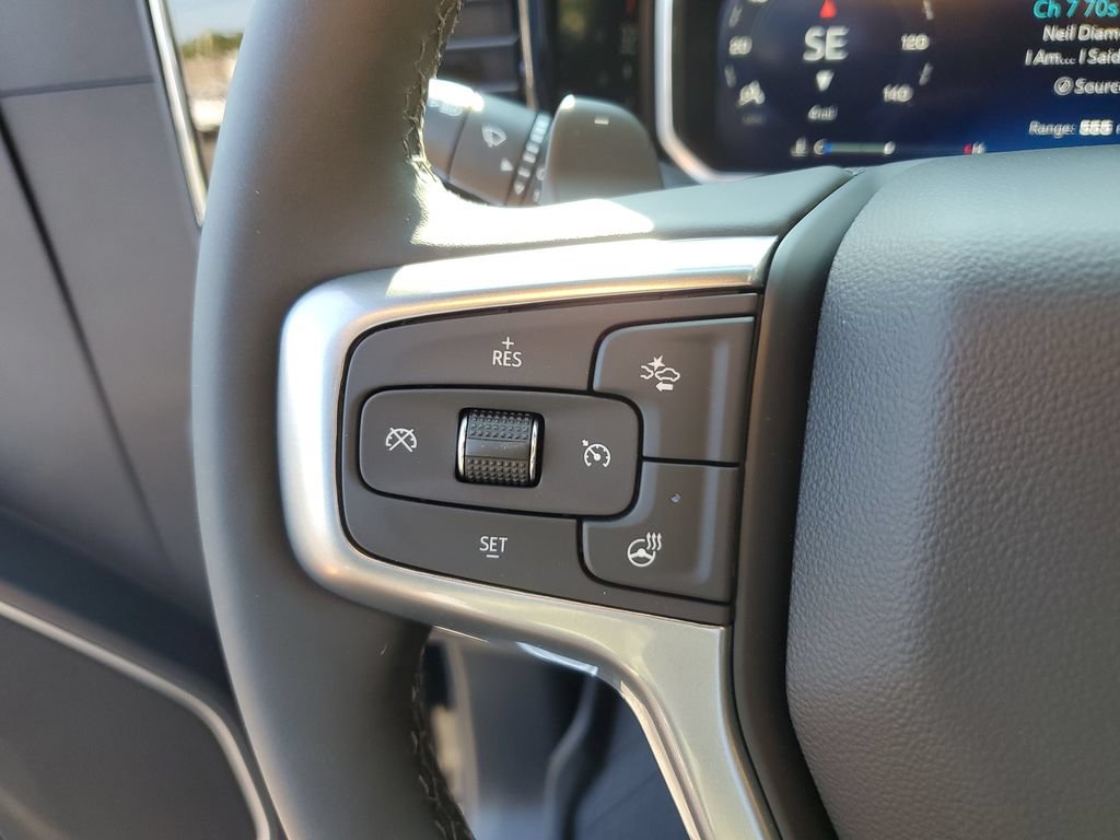 New 2026 Chevrolet Silverado 1500 RST w/ Redline Edition AWD/4WD image 21