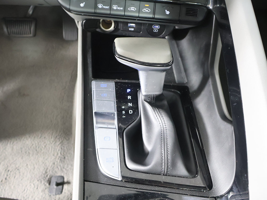 Used 2024 Hyundai Elantra SEL w/ Convenience Package FWD image 45