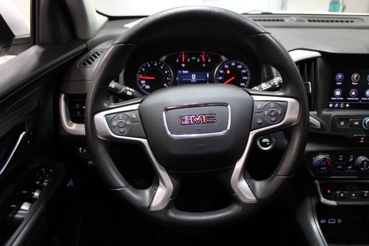 Certified 2022 GMC Terrain SLE w/ Driver Convenience Package image 37