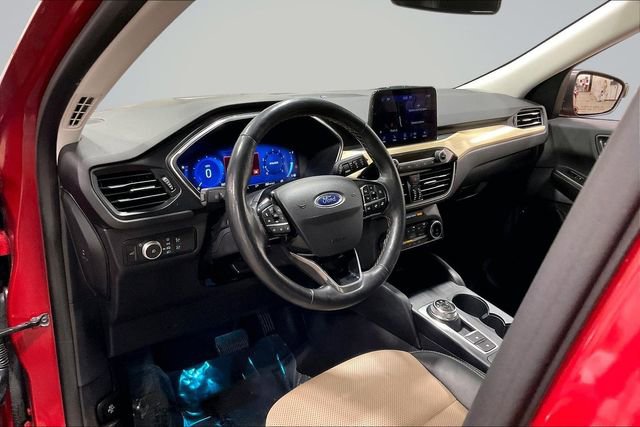 Used 2022 Ford Escape Titanium w/ Titanium Elite Package AWD/4WD image 14