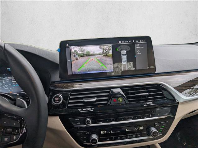 Certified 2023 BMW 530e w/ Convenience Package image 18