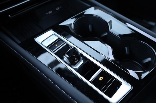 New 2026 Volkswagen Atlas SEL Premium R-Line image 18