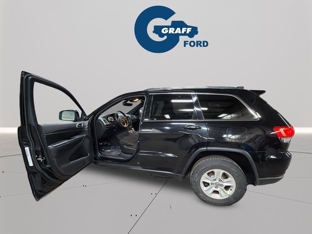 Used 2017 Jeep Grand Cherokee Laredo w/ Quick Order Package 23E AWD/4WD image 17