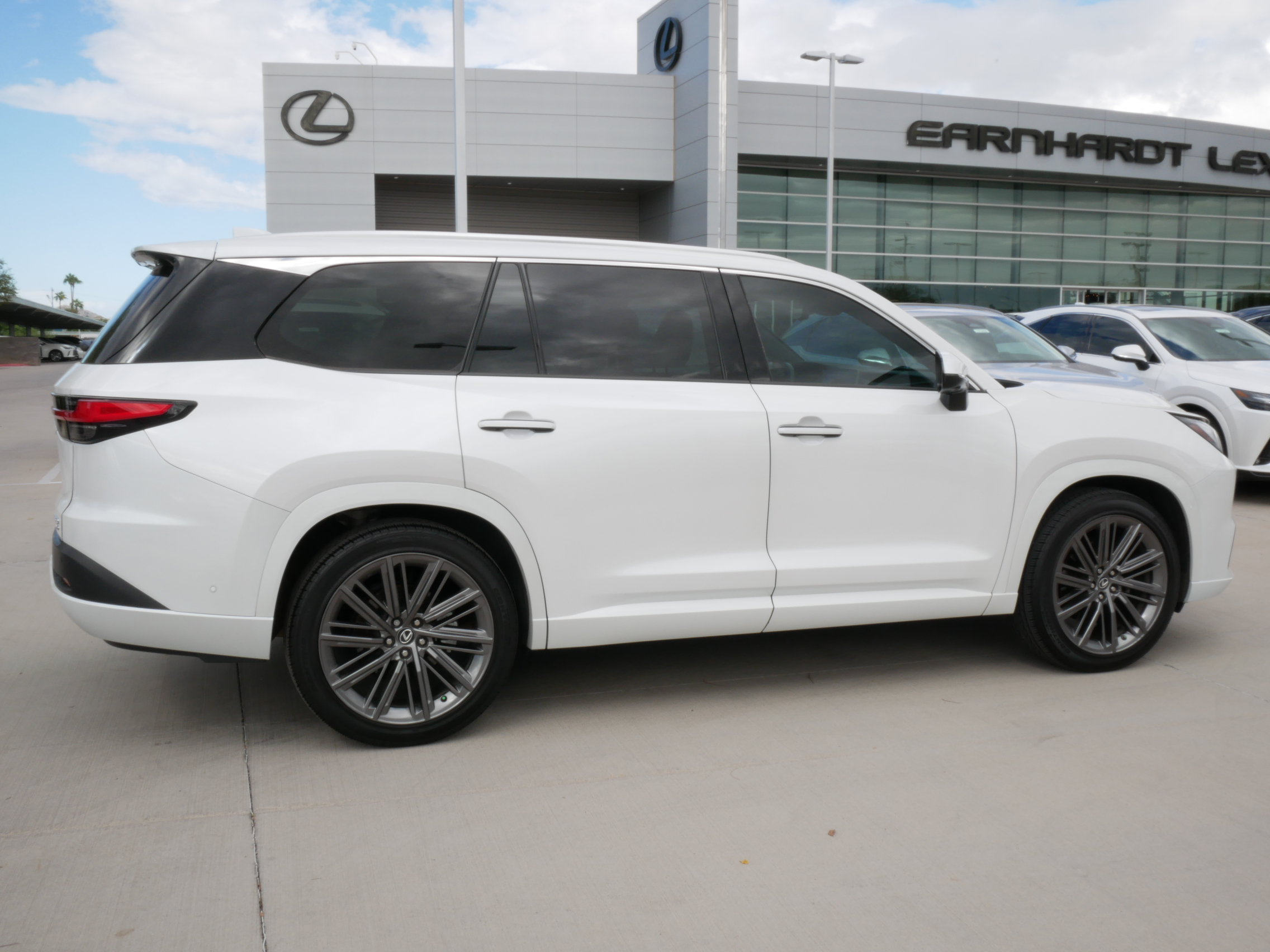 Used 2024 Lexus TX 350 AWD w/ Technology Package image 11