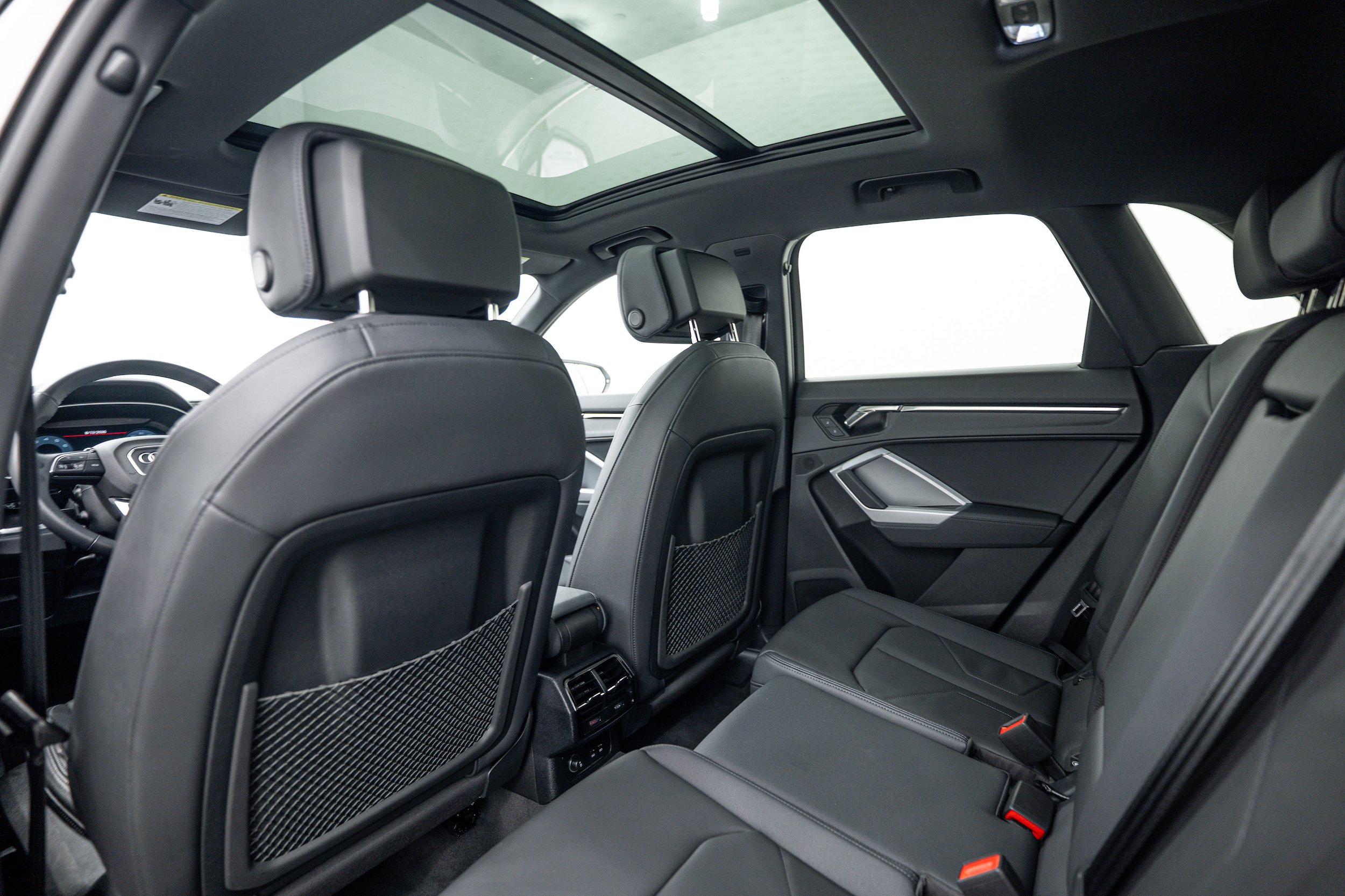 Certified 2023 Audi Q3 2.0T Premium AWD/4WD image 17